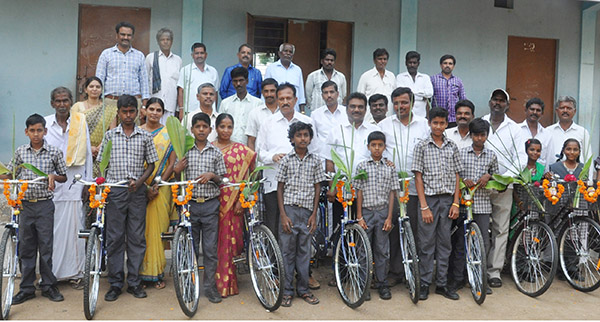 ಪೋಷಕರು ತಮ್ಮ ಮಕ್ಕಳ ವಿದ್ಯಾಭ್ಯಾಸಕ್ಕೆ ಹೆಚ್ಚು ಒತ್ತು ನಿಡಬೇಕು: ಕೆ.ಪಿ.ಸದಾಶಿವಮೂರ್ತಿ